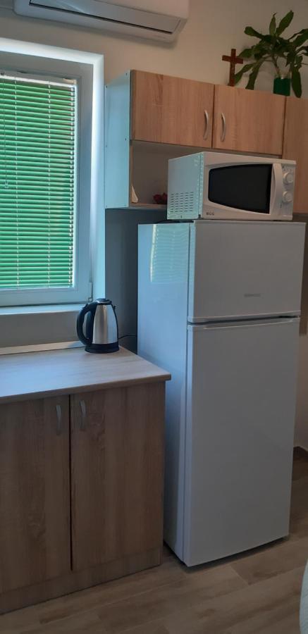 Apartman Vinko Apartamento Šibenik Habitación foto